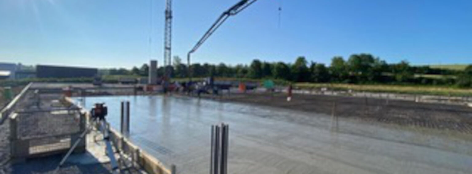 <strong>BODENPLATTEN WORKSHOP</strong><br>FÜR HÄUSLEBAUER